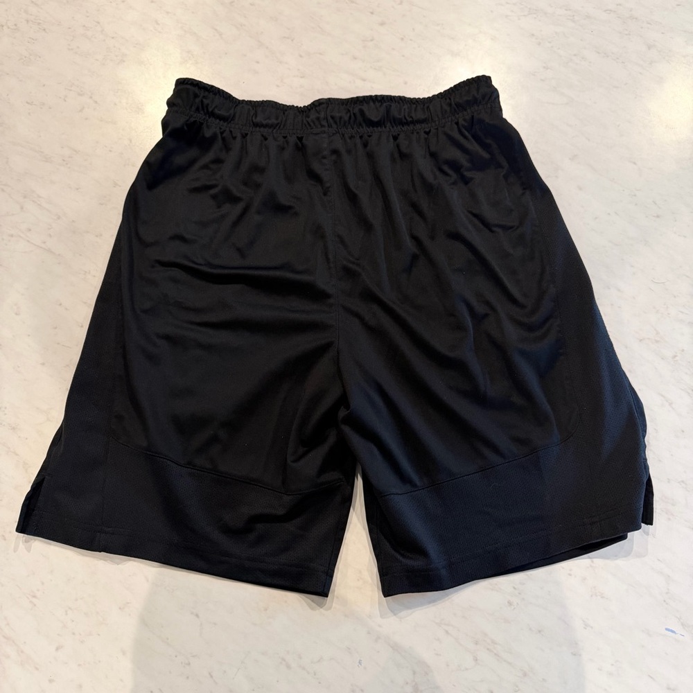 Nike Men's Black Athletic Shorts - Picture 5 of 5